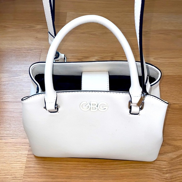 G By Guess handbag 👜 shoulder bag detachable strap a lot of pockets - Picture 3 of 11